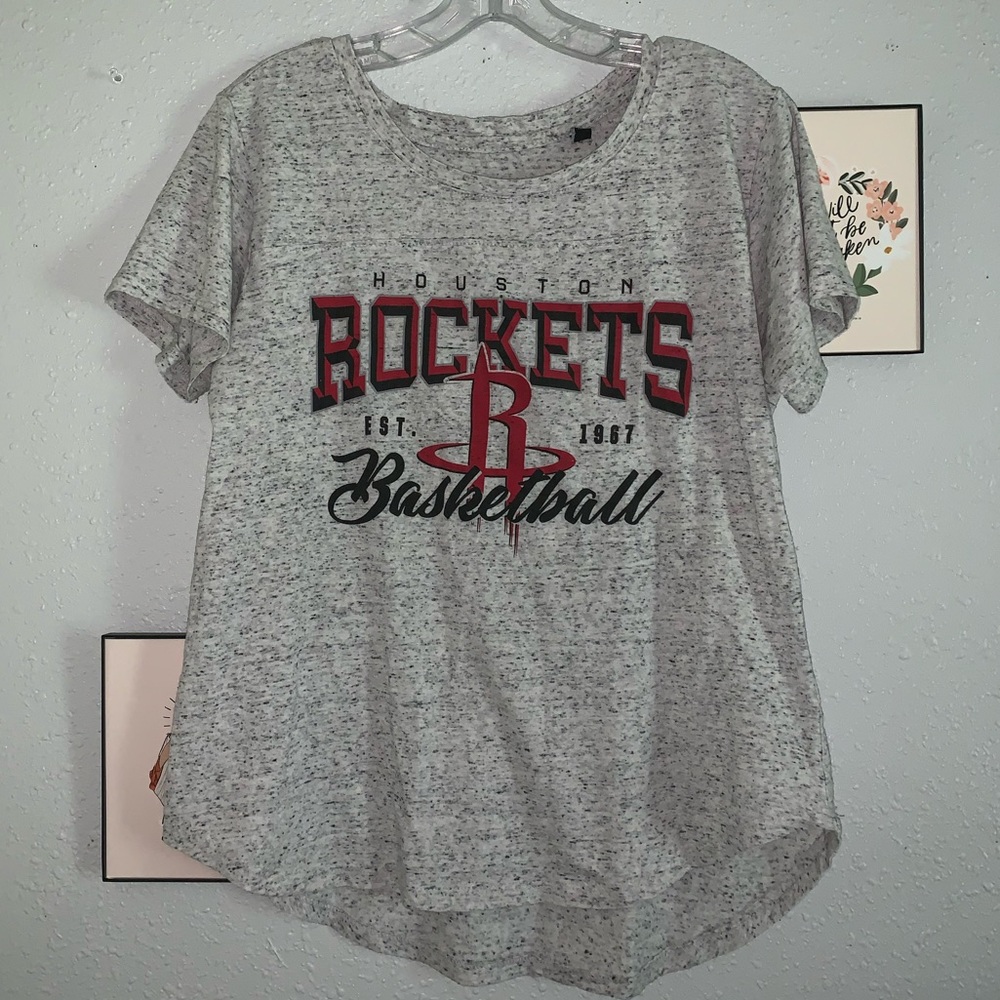 🌺2/$10 Houston Rockets Shirt